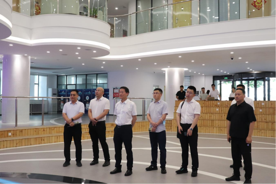 省尊龙凯时集团：“四个导向” 推动调查研究提质增效