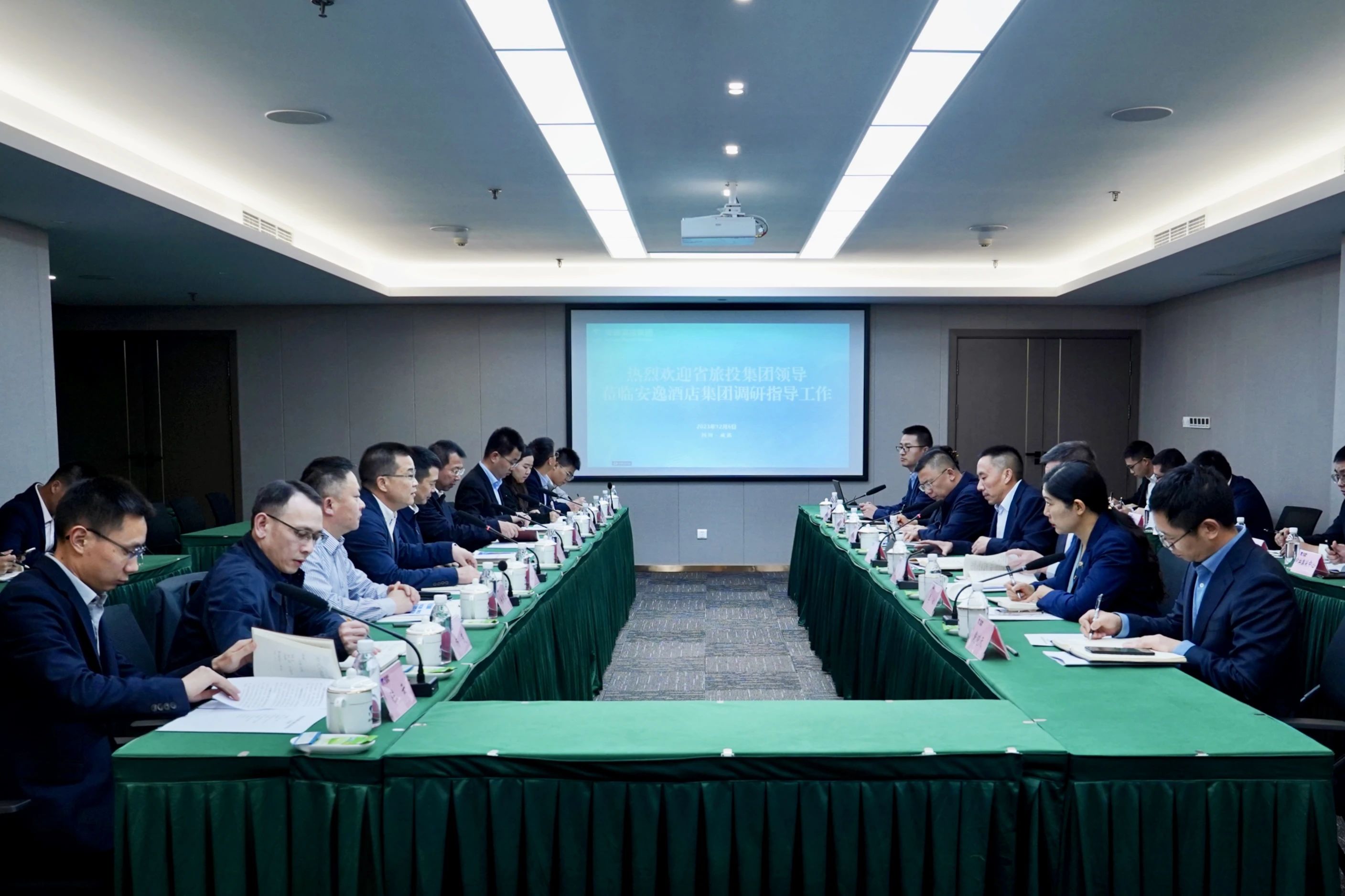 省尊龙凯时集团党委书记、董事长游勇率队赴二级子公司调研