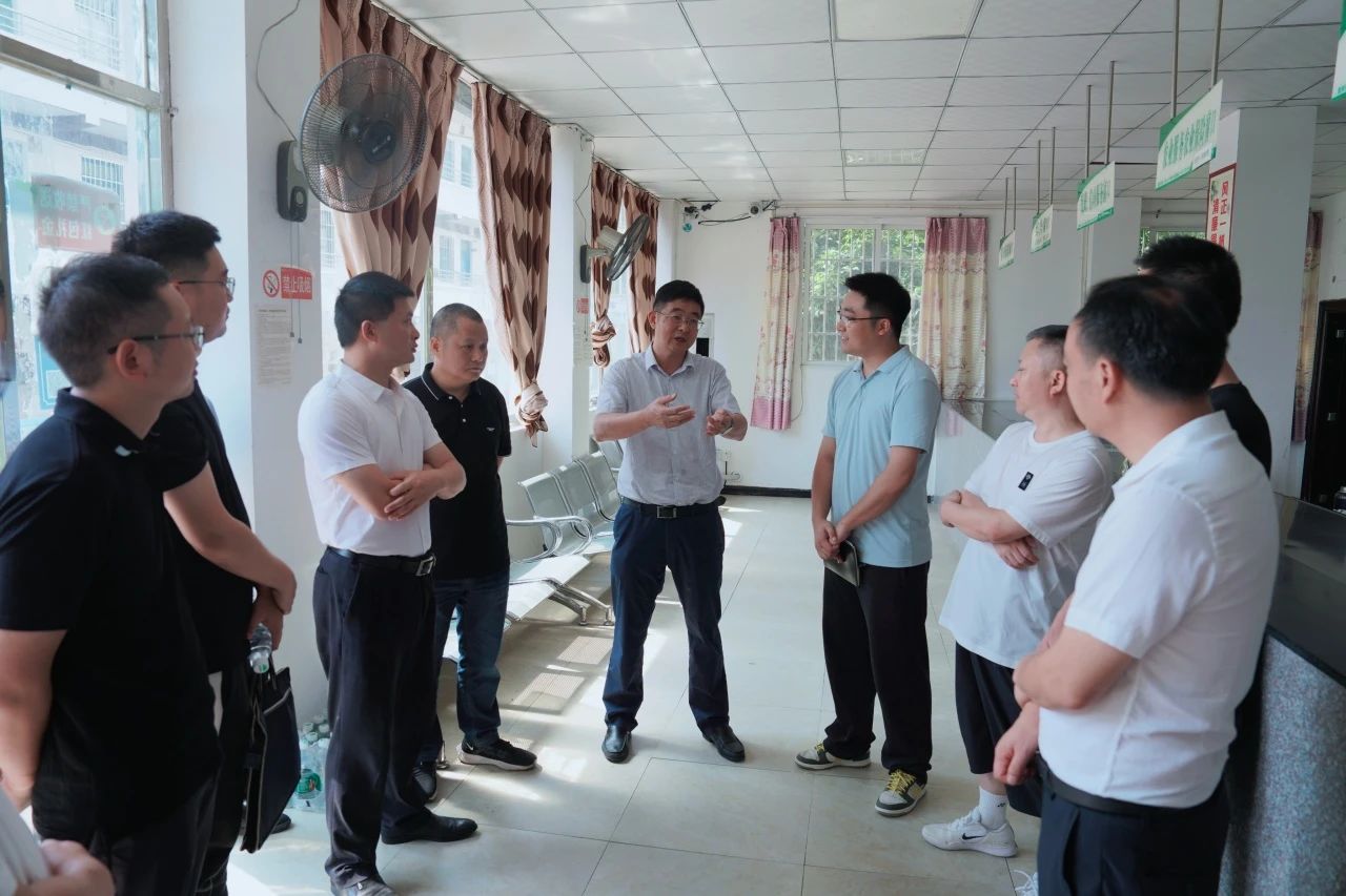 许东明赴南充市嘉陵区、巴中市通江县调研督导定点帮扶和托底性帮扶工作